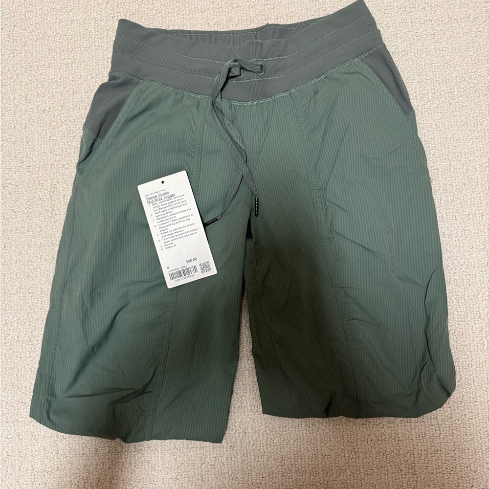 Lululemon Green Size 4 Mid-rise Studio Joggers